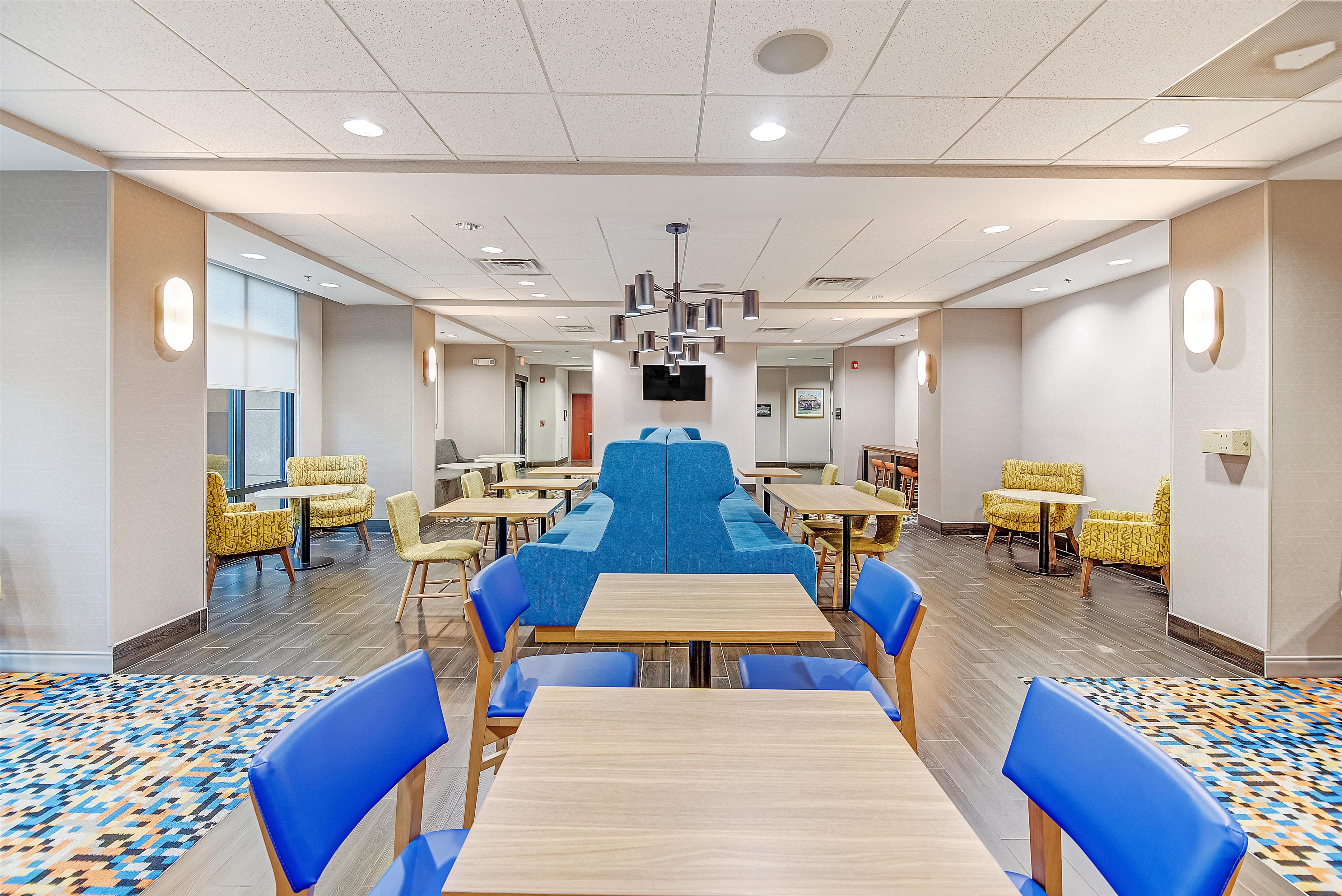 Restaurant | Hampton Inn Foley