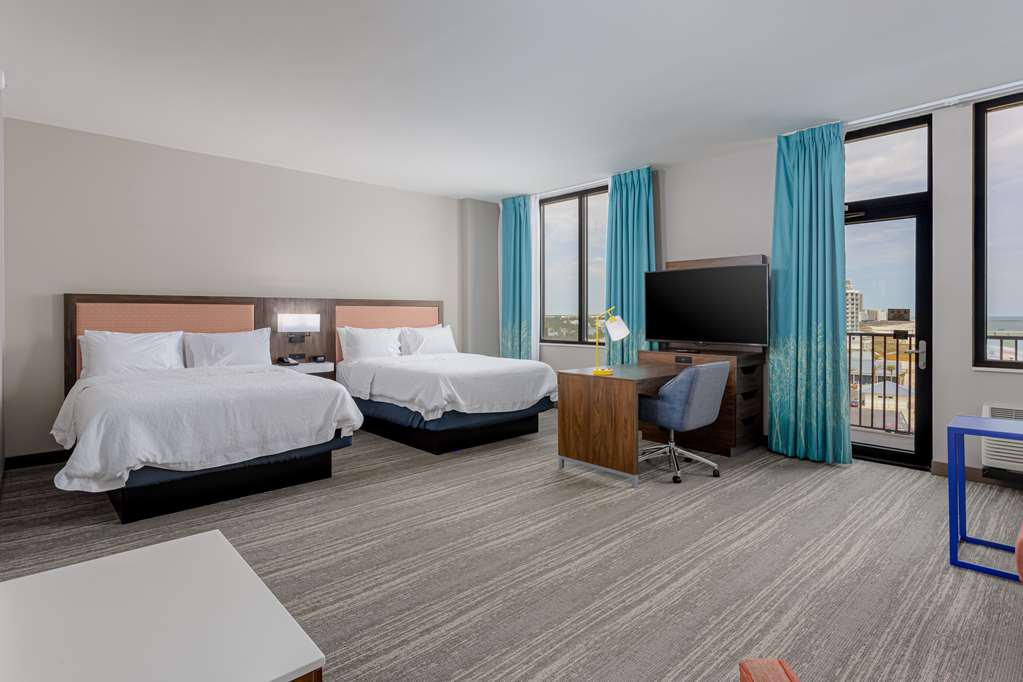 Hampton Inn & Suites by Hilton Orange Beach/Gulf Front Room Type - 2 QUEEN STUDIO SIDEVIEW NS