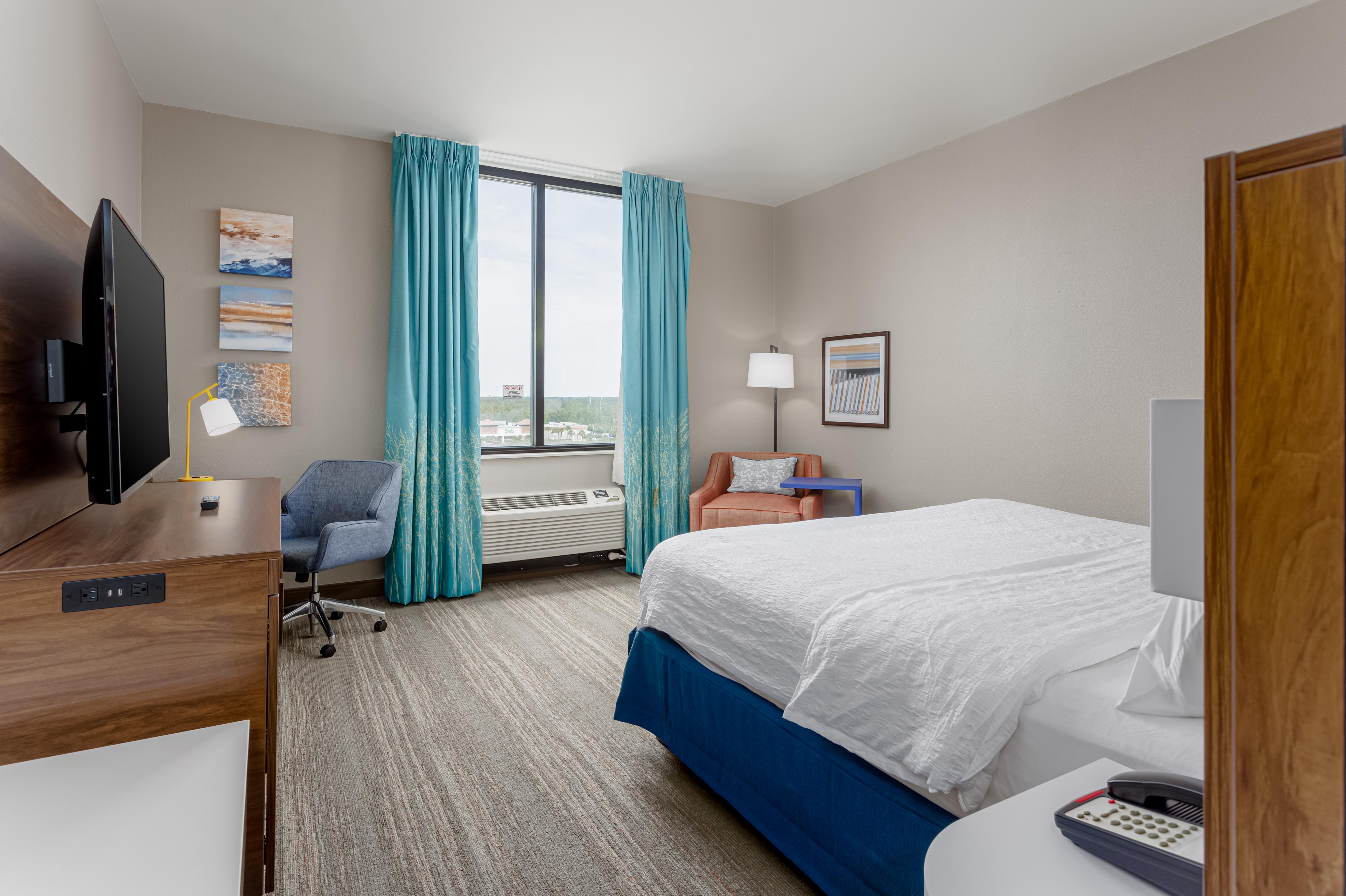 Hampton Inn & Suites by Hilton Orange Beach/Gulf Front Room Type - 1 KING BED INLAND NS