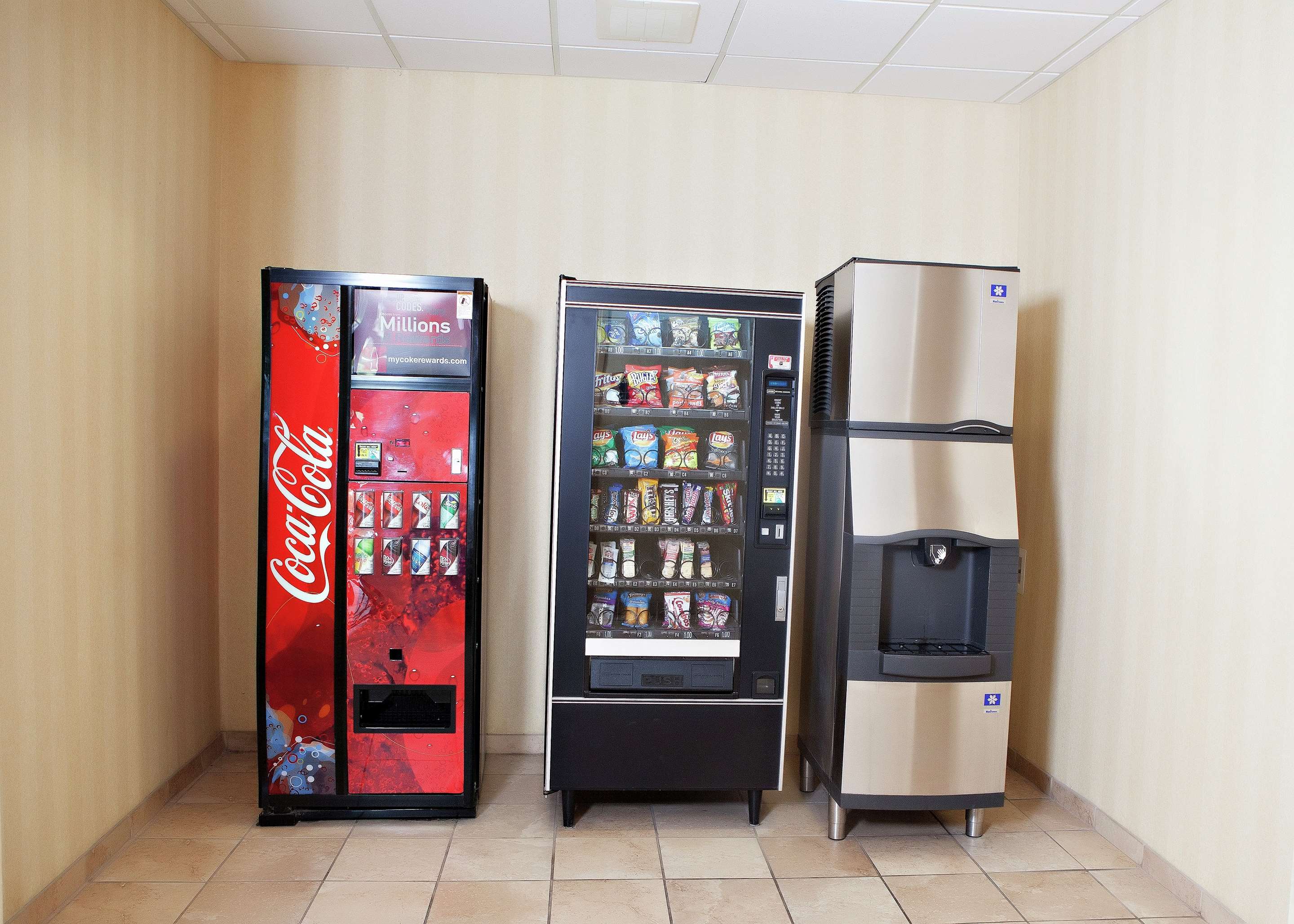 Restaurant | Hampton Inn Martin