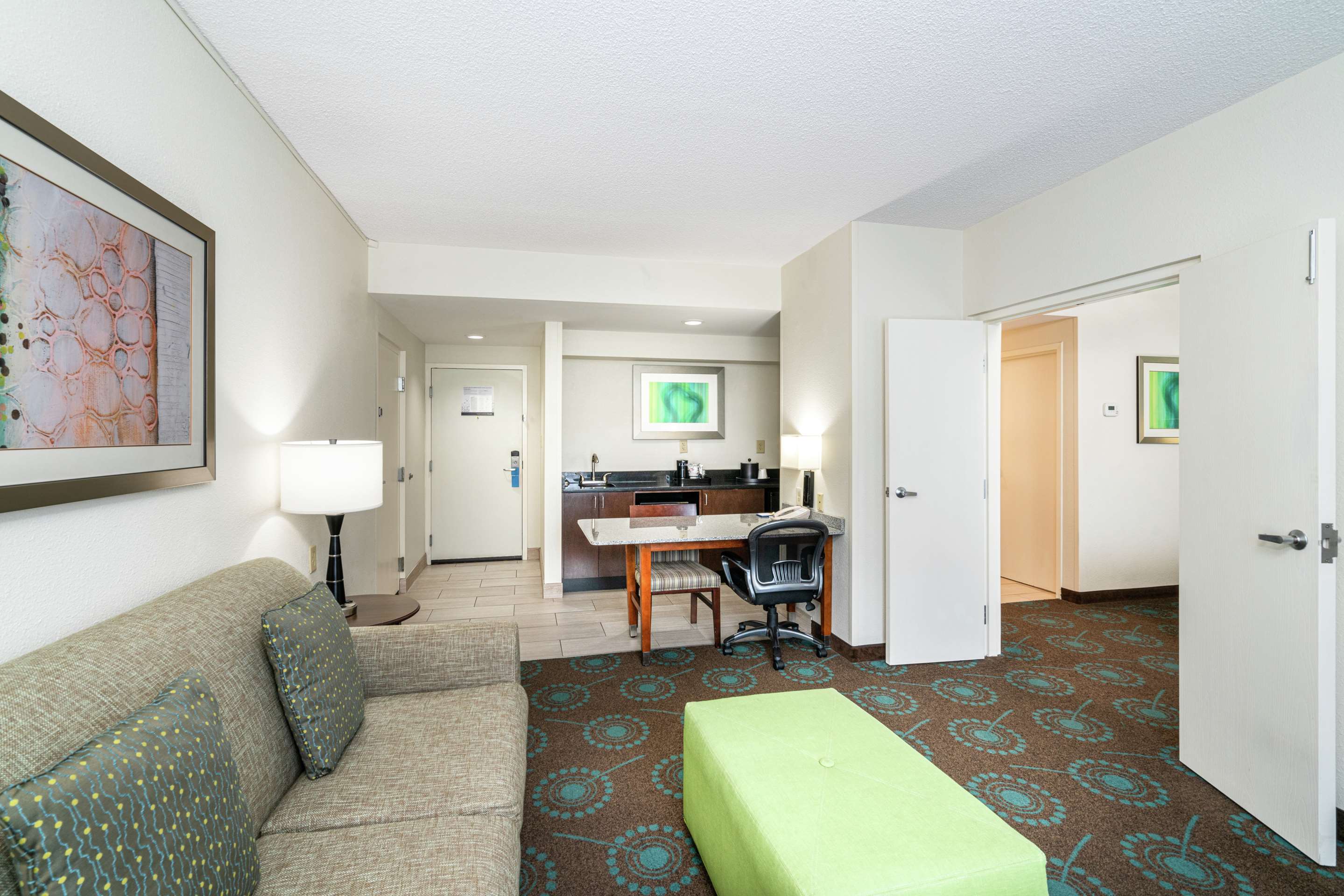 Guest room