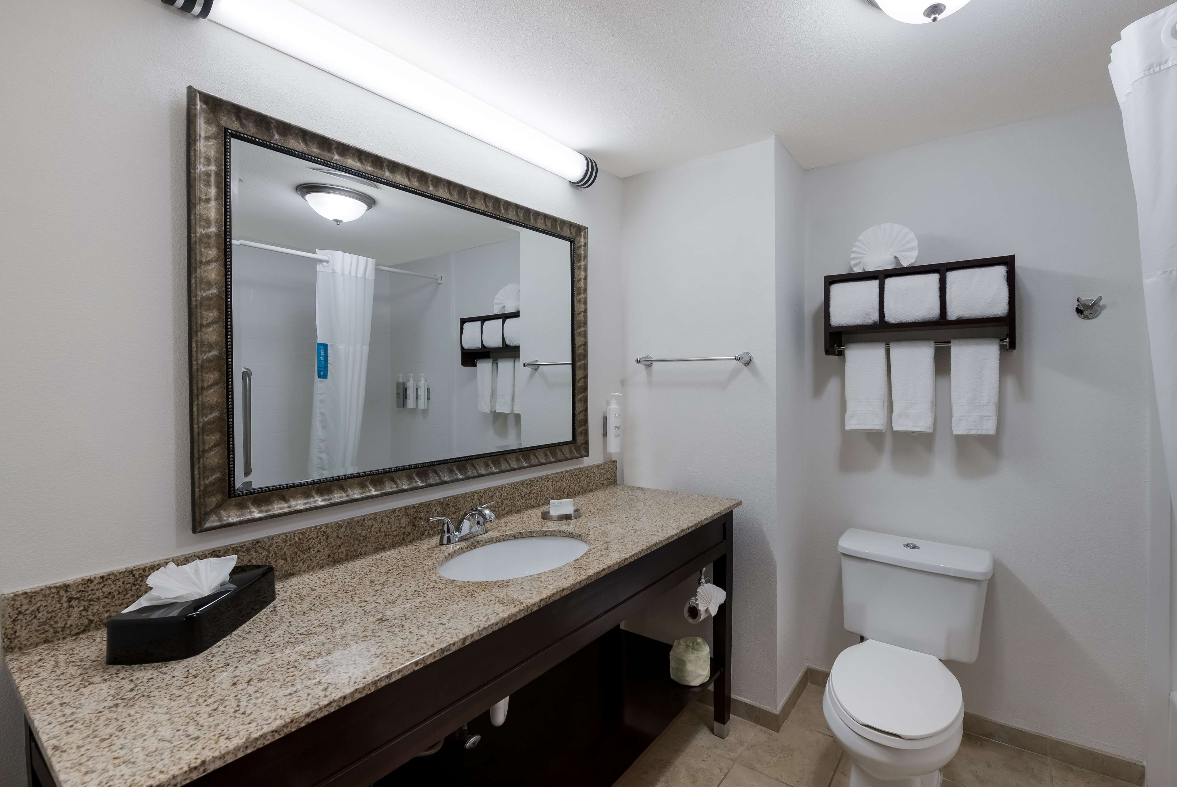 Hampton Inn Marshall Room Type - KING STANDARD-NON SMOKING
