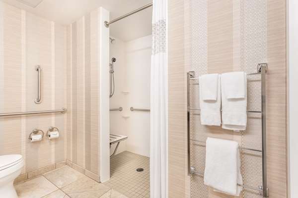  - Hampton Inn & Suites Downtown Madison