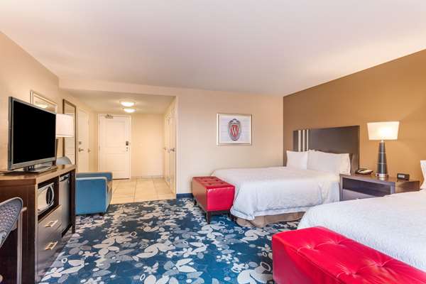  - Hampton Inn & Suites Downtown Madison