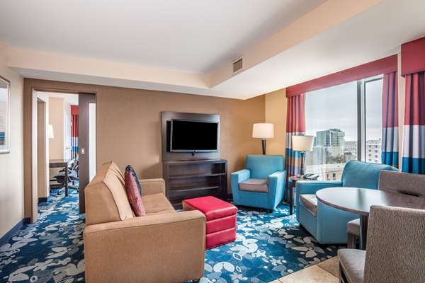  - Hampton Inn & Suites Downtown Madison