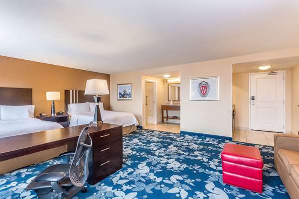  - Hampton Inn & Suites Downtown Madison
