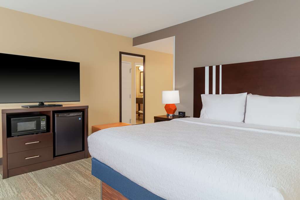 Hampton Inn & Suites by Hilton Madison / Downtown Room Type - 1 KG HEARING ACC NS