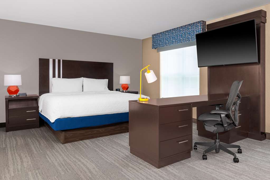 Hampton Inn & Suites by Hilton Madison / Downtown Room Type - 1 KG HEARING ACC STUDIO NS