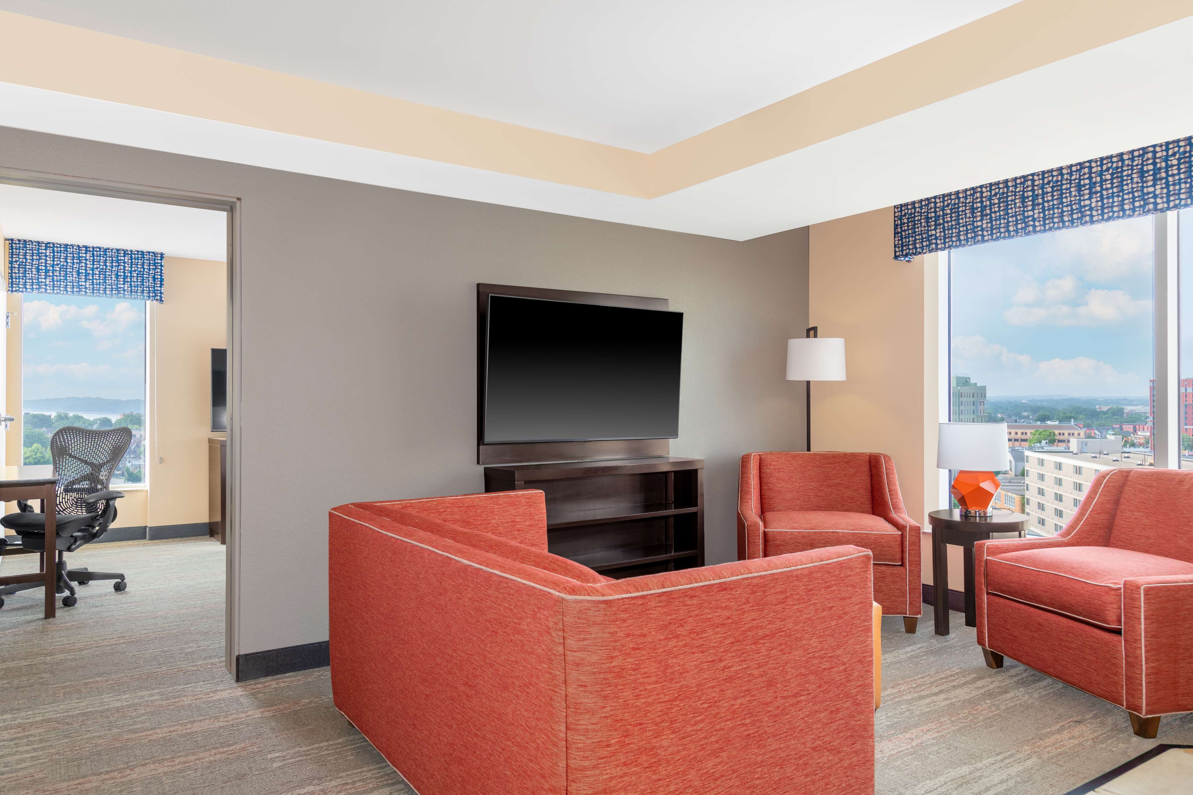 Hampton Inn & Suites by Hilton Madison / Downtown Room Type - 1 KG HEARING ACC SUITE NS