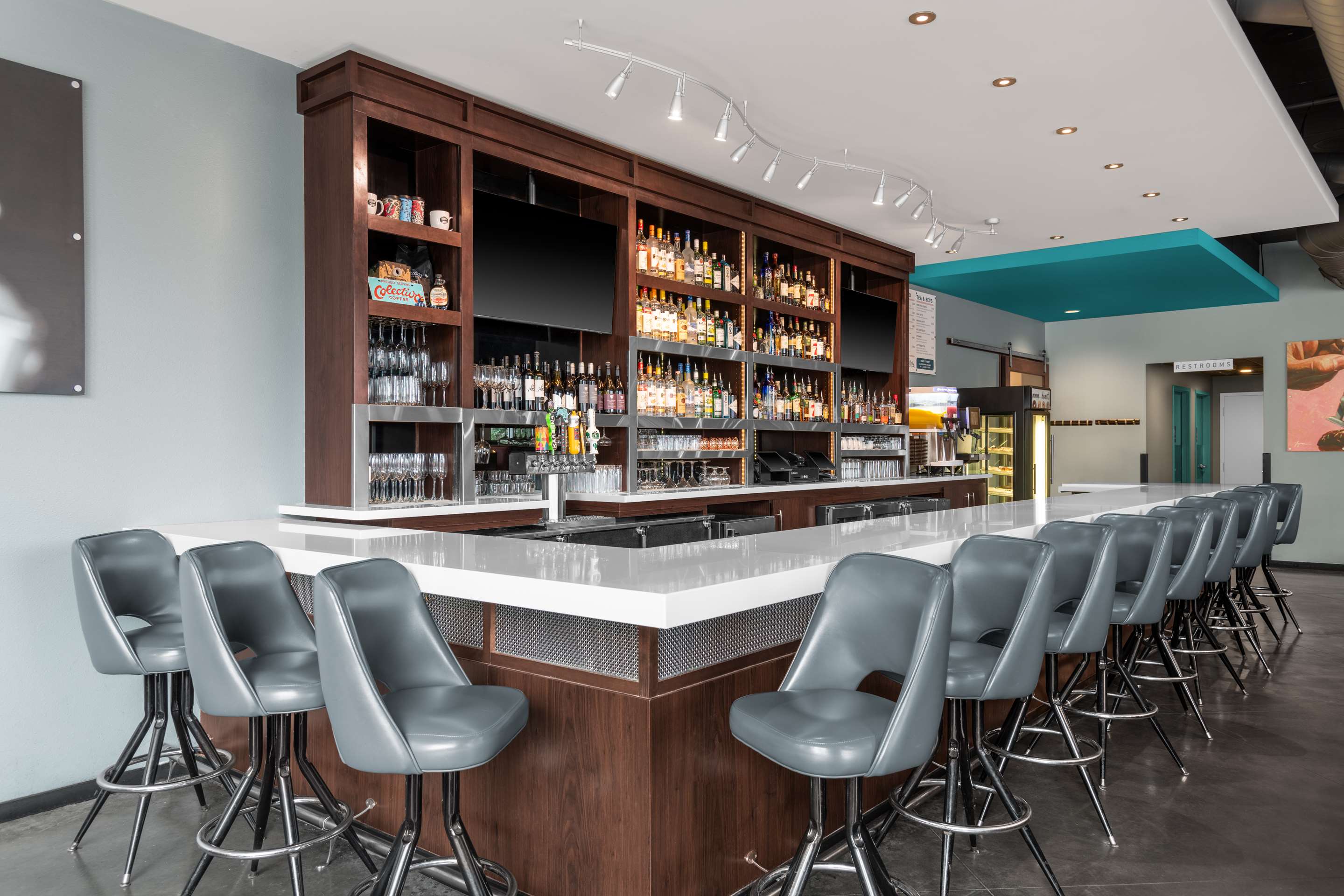 BarLounge | Hampton Inn & Suites Madison / Downtown