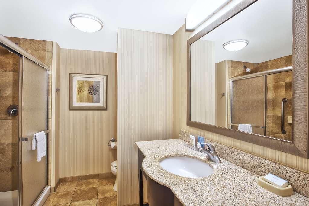 Hampton Inn & Suites Madison - West Room Type - 2 QUEEN BEDS STUDIO STE NS