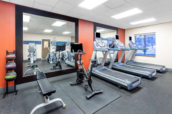 Fitness/ Exercise Room - Hampton Inn Bloomington
