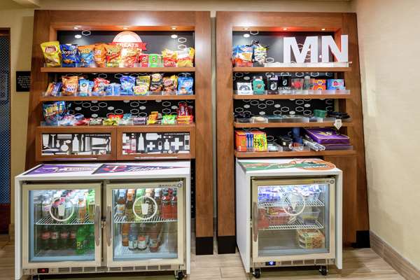 Restaurant - Hampton Inn Eagan