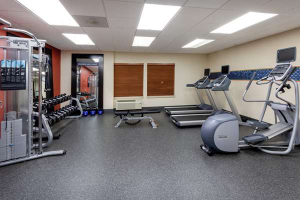 Fitness/ Exercise Room - Hampton Inn Eagan