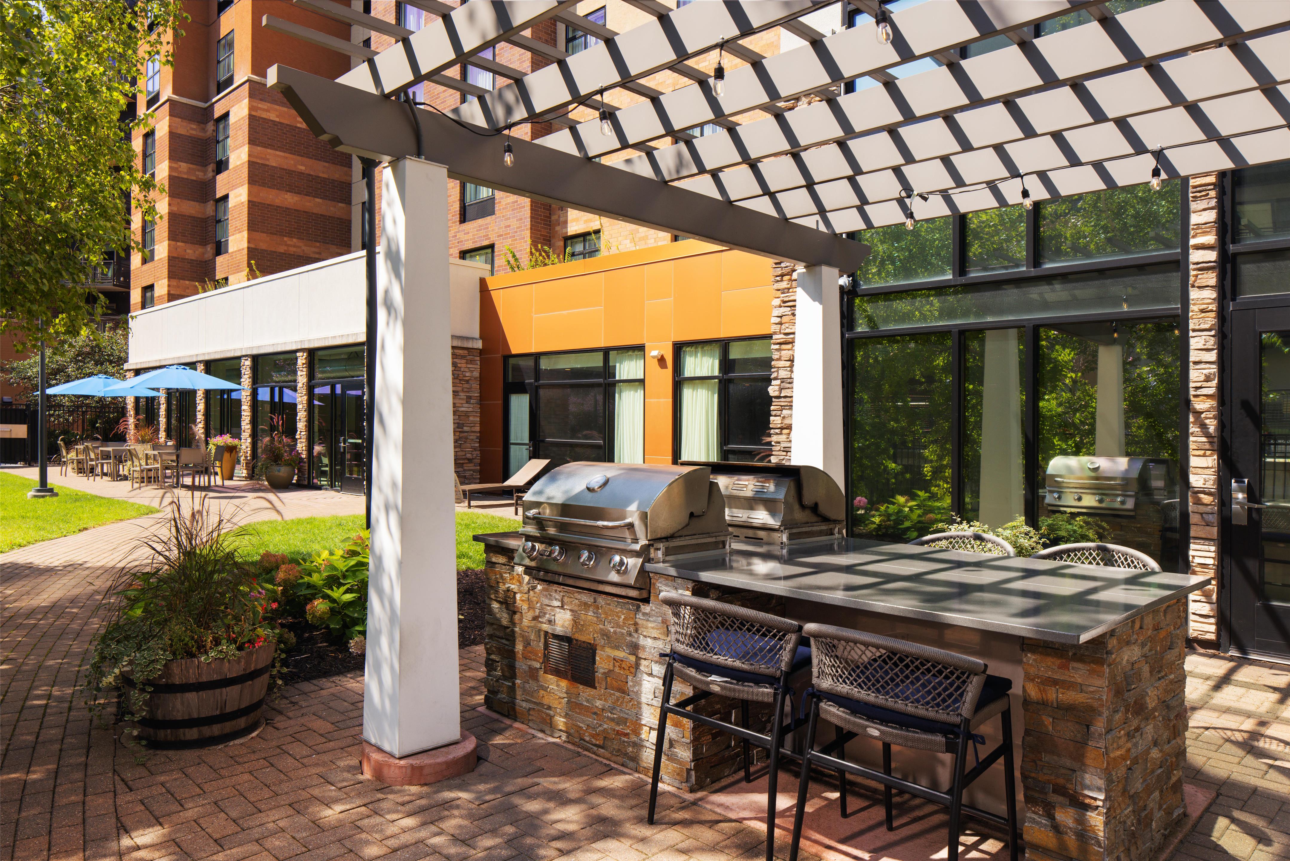 Exterior | Homewood Suites by Hilton St Louis Park at West End