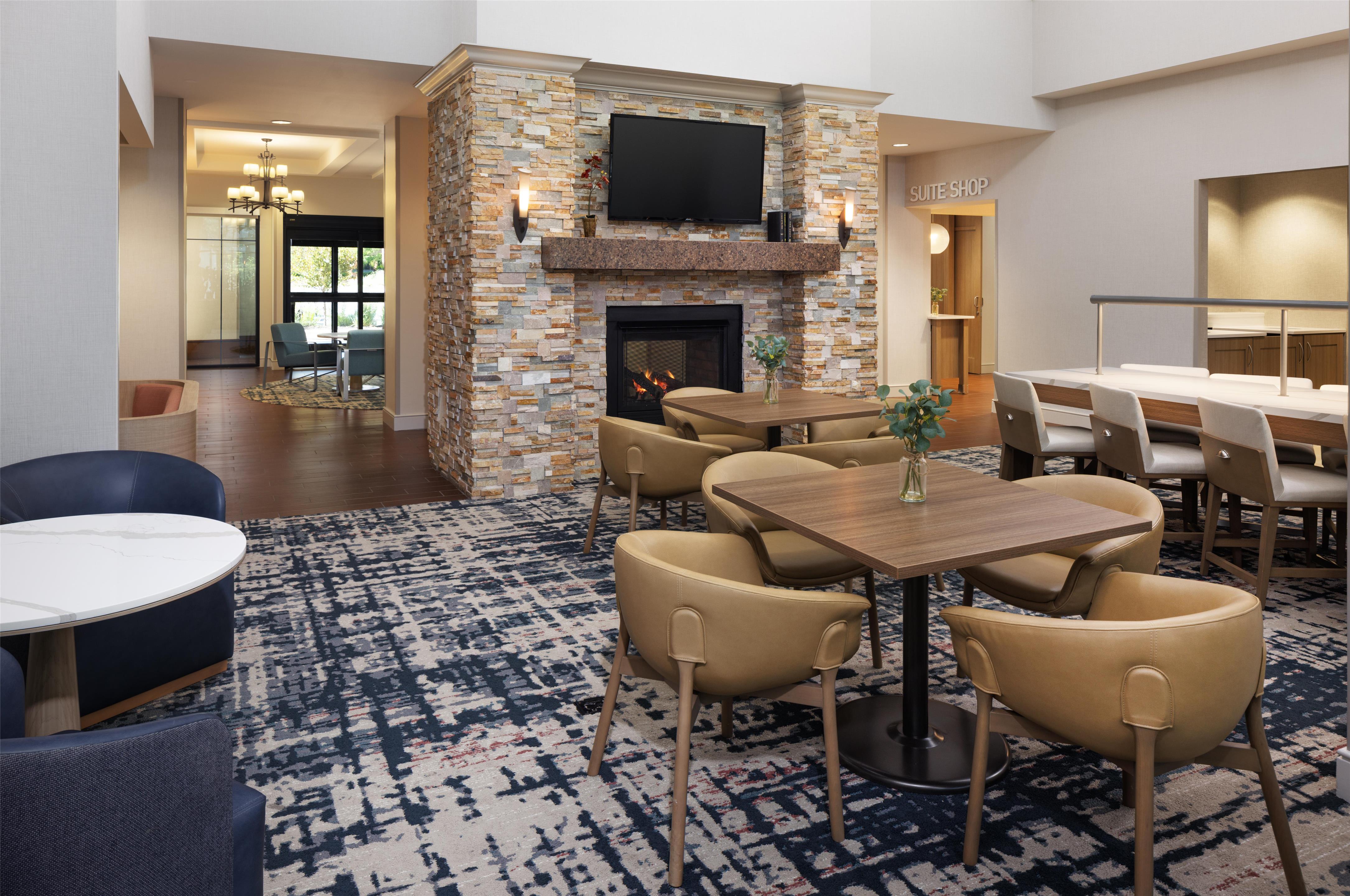 Lobby | Homewood Suites by Hilton St Louis Park at West End