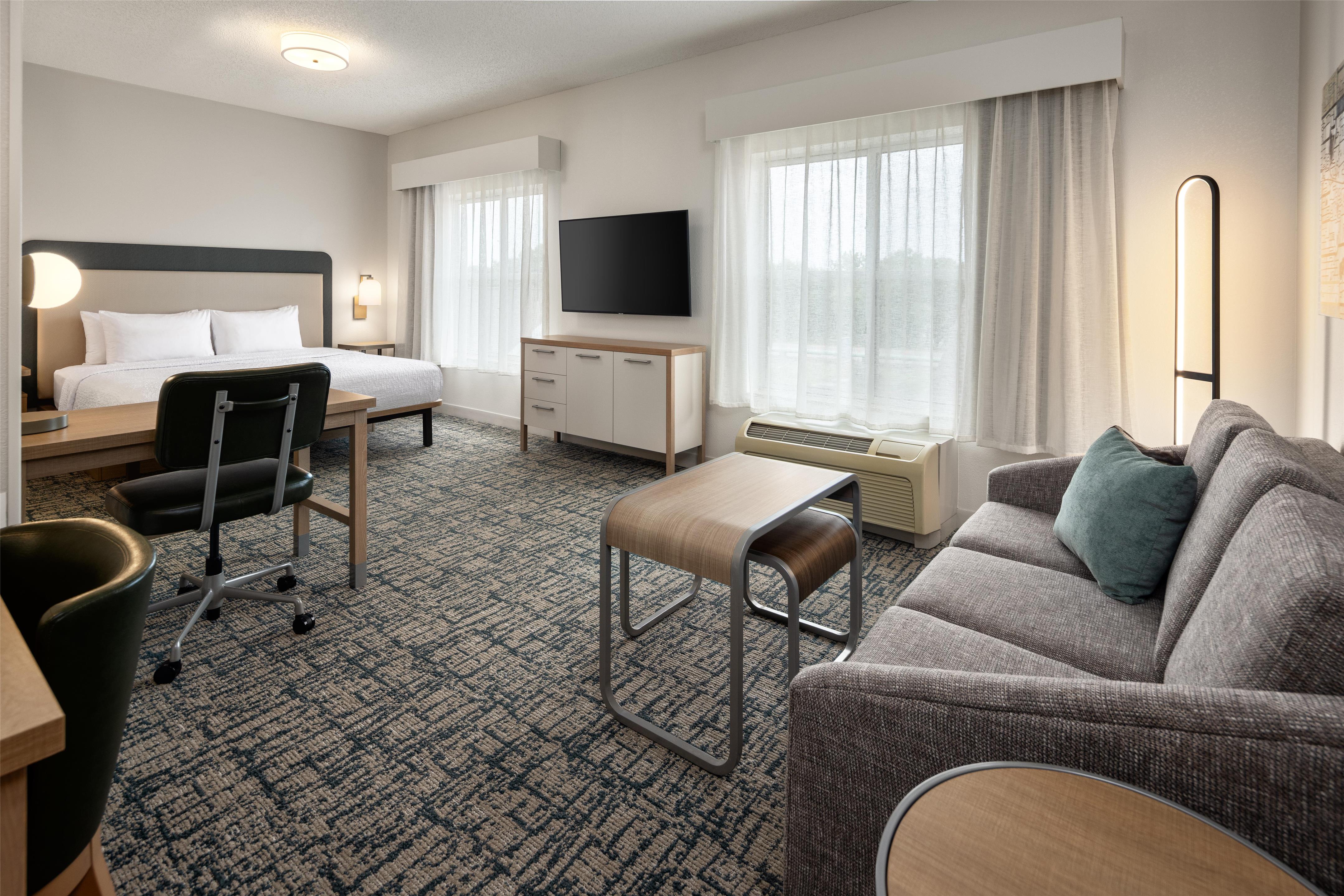 Guest room