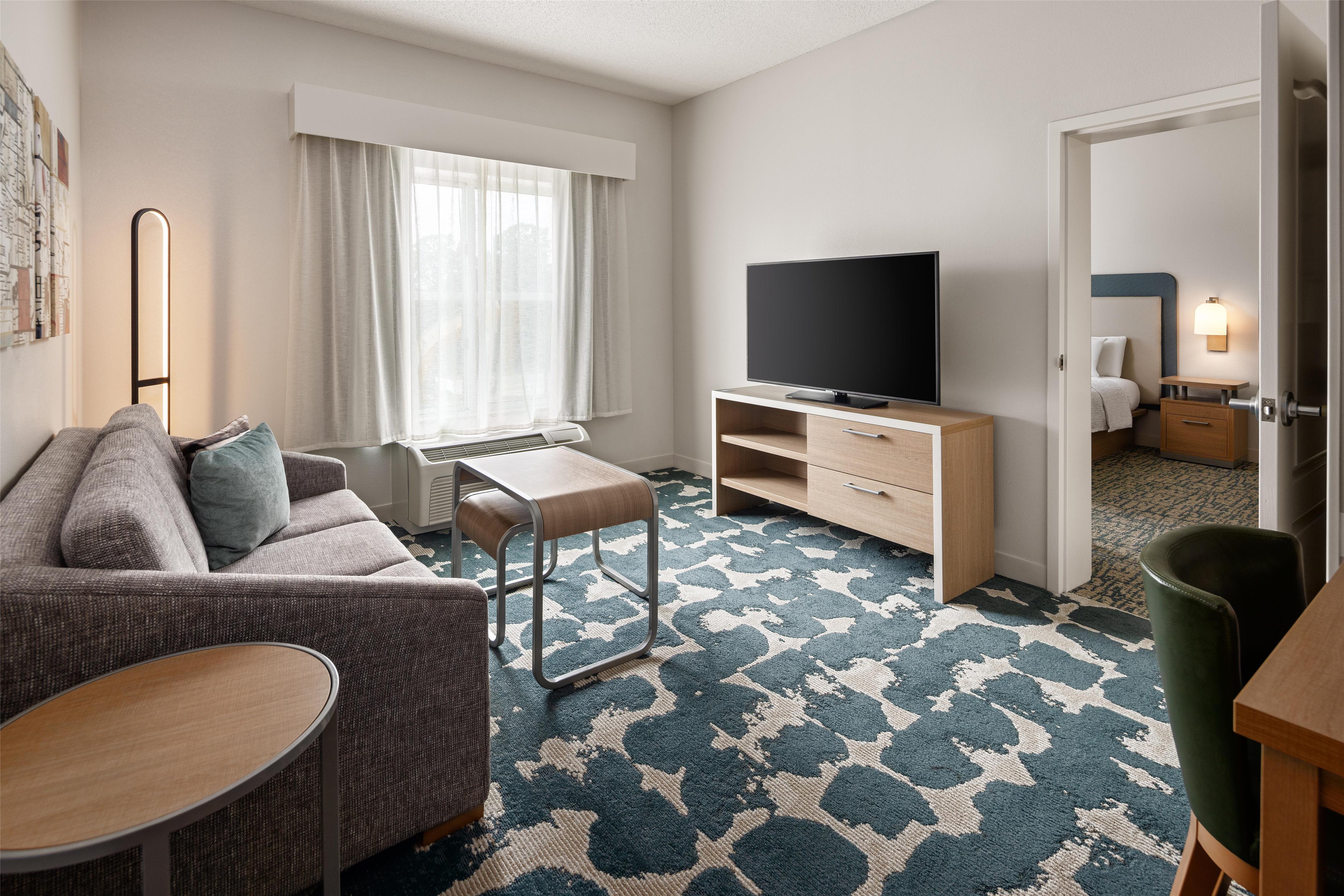 Guest room