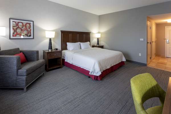  - Hampton Inn Shakopee