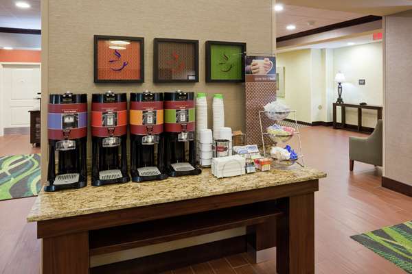 Restaurant - Hampton Inn & Suites West Minnetonka