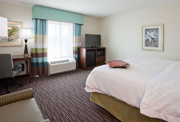  - Hampton Inn & Suites West Minnetonka