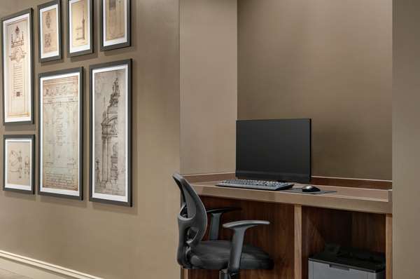 Conference Area - Hampton Inn St Charles Avenue New Orleans