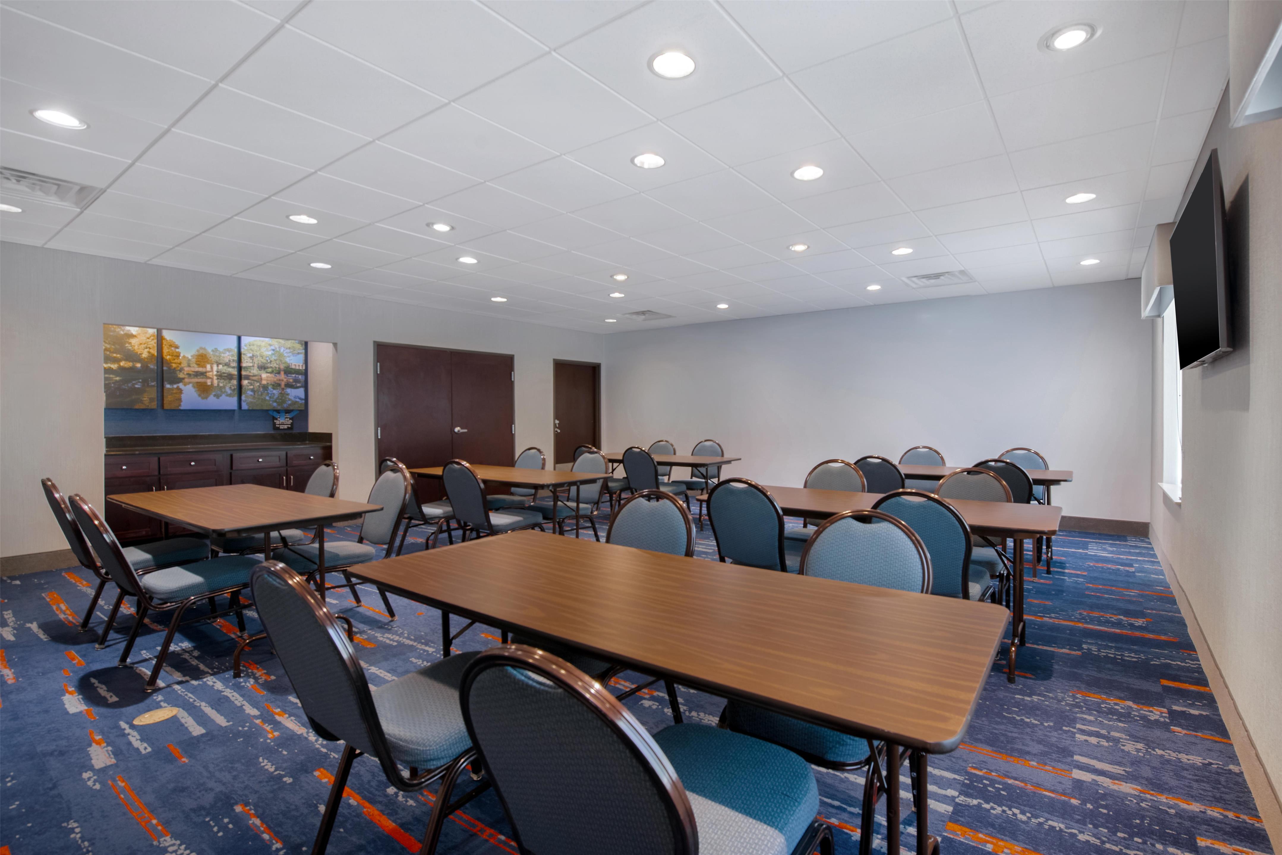 Meeting Room | Hampton Inn & Suites Harvey/New Orleans West Bank