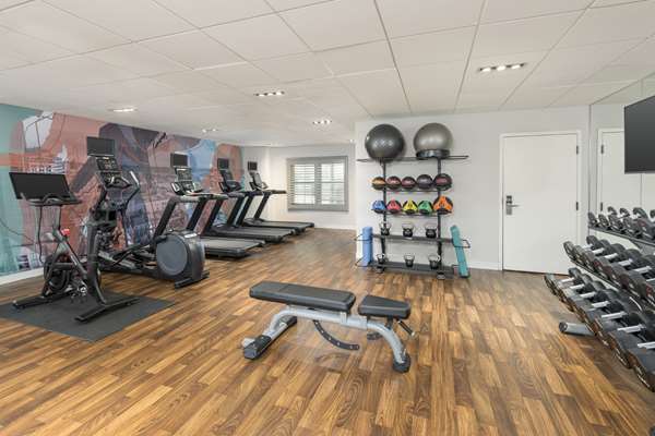 Fitness/ Exercise Room - Homewood Suites by Hilton New Orleans