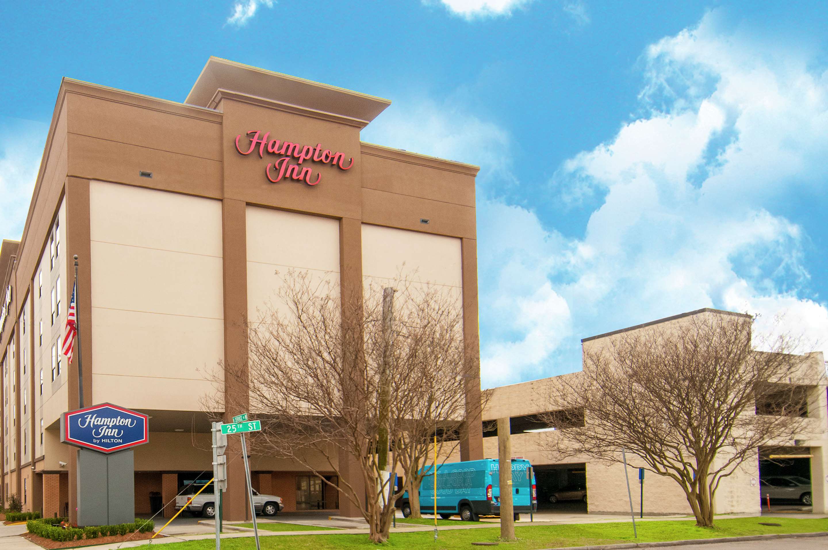 Exterior | Hampton Inn Metairie