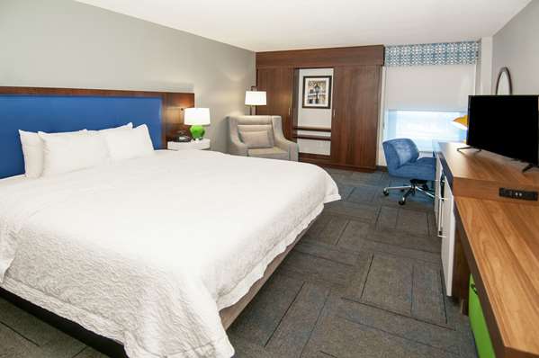  - Hampton Inn Metairie - I-10, Exit 228