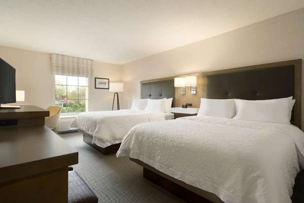  - Hampton Inn & Suites Middletown