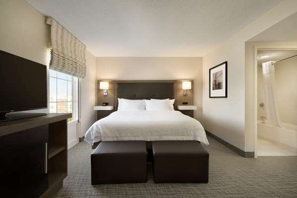  - Hampton Inn & Suites Middletown