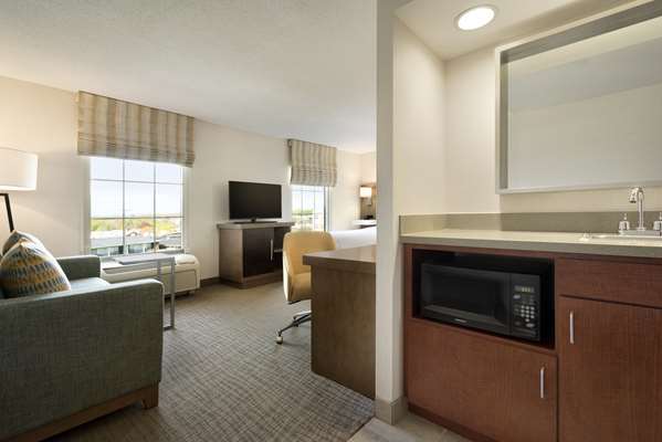  - Hampton Inn & Suites Middletown