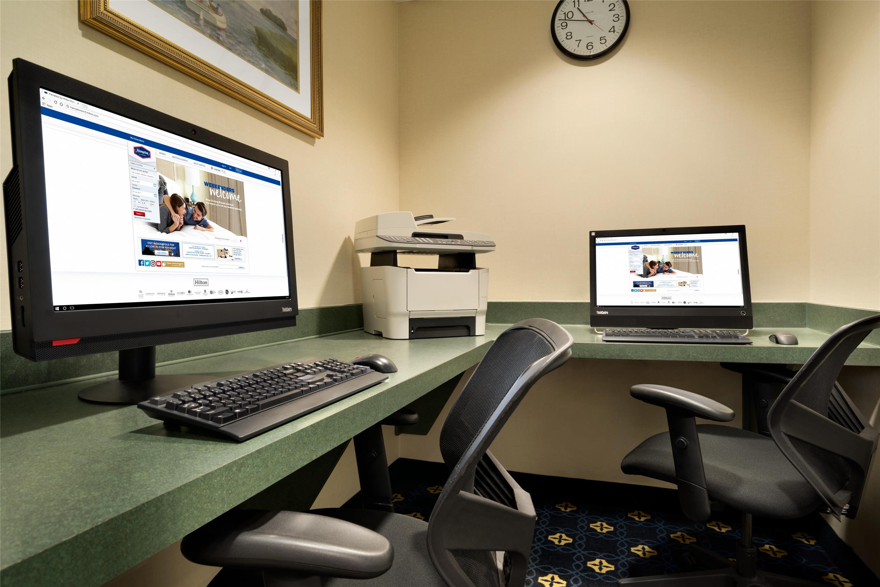Business Center | Hampton Inn & Suites Newport/Middletown