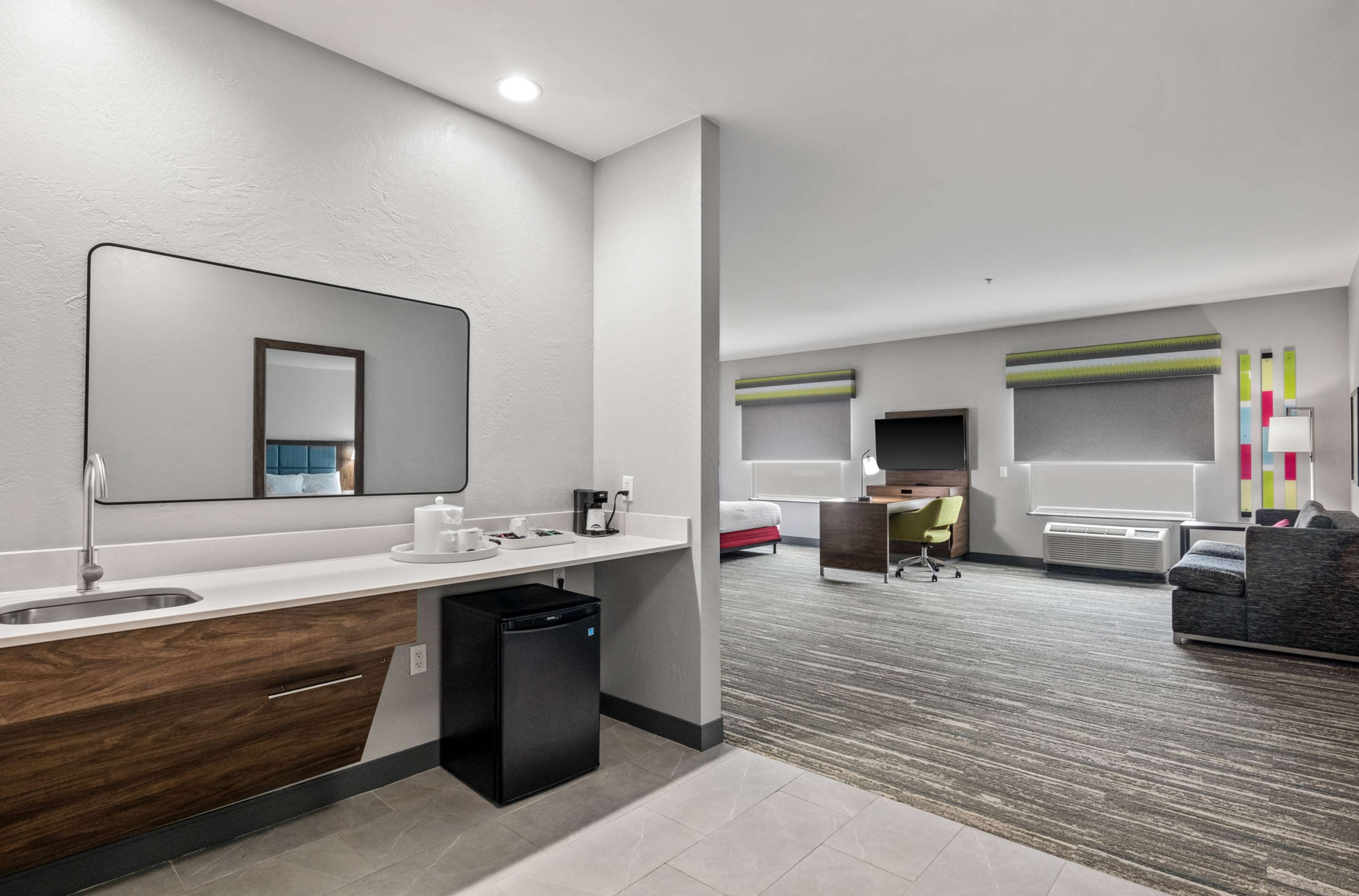 Guest room