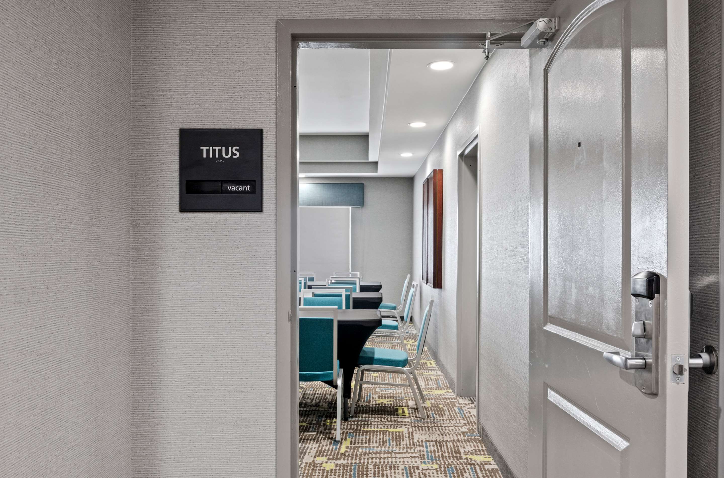Meeting Room | Hampton Inn & Suites Mount Pleasant