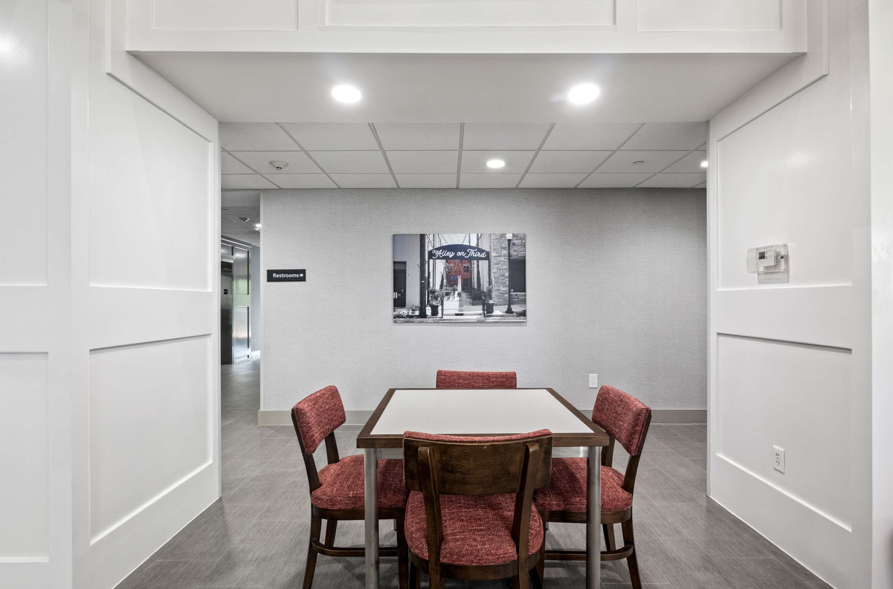 Lobby | Hampton Inn & Suites Mount Pleasant