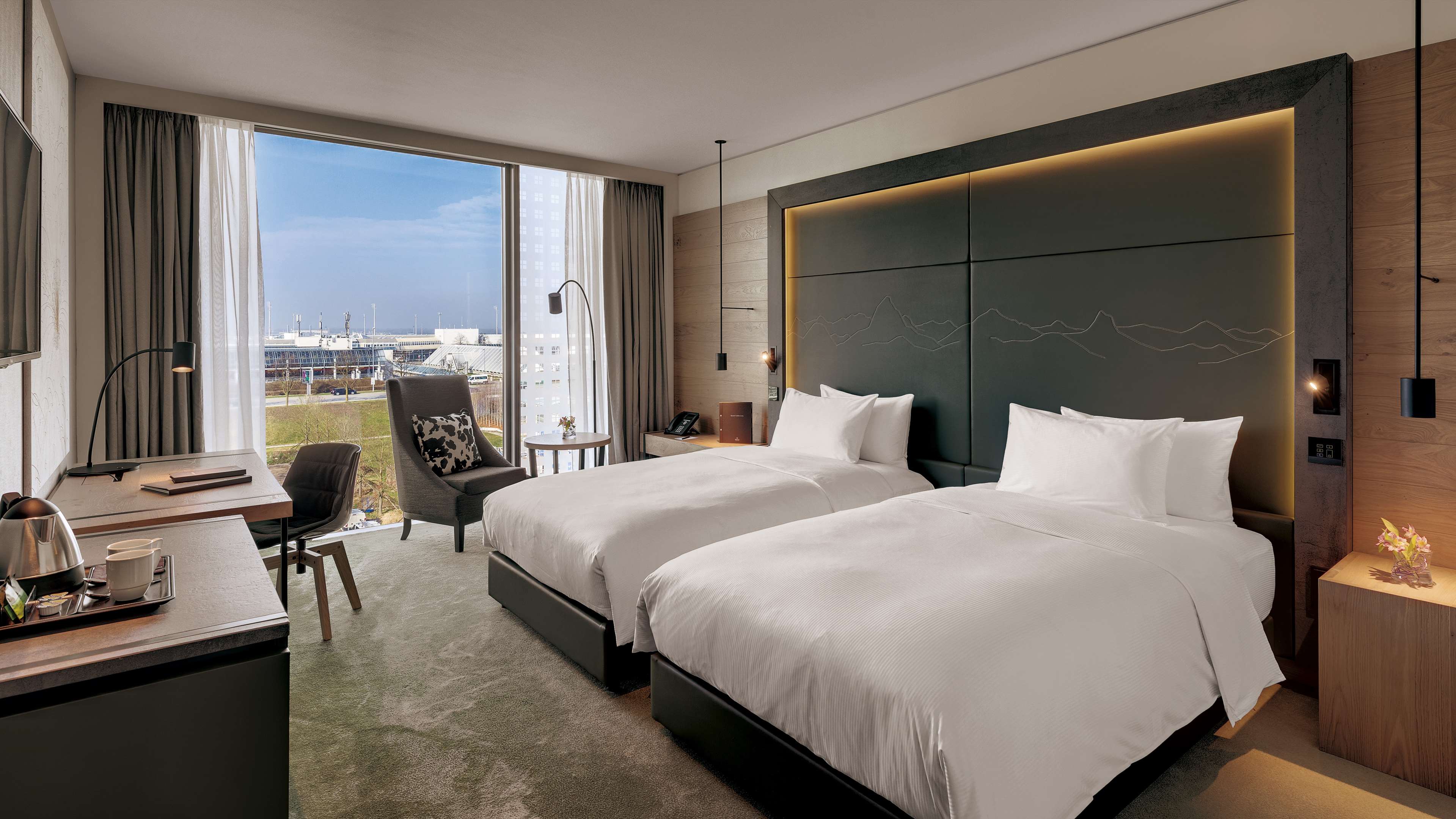 Hilton Munich Airport Room Type - TWIN EXECUTIVE ROOM