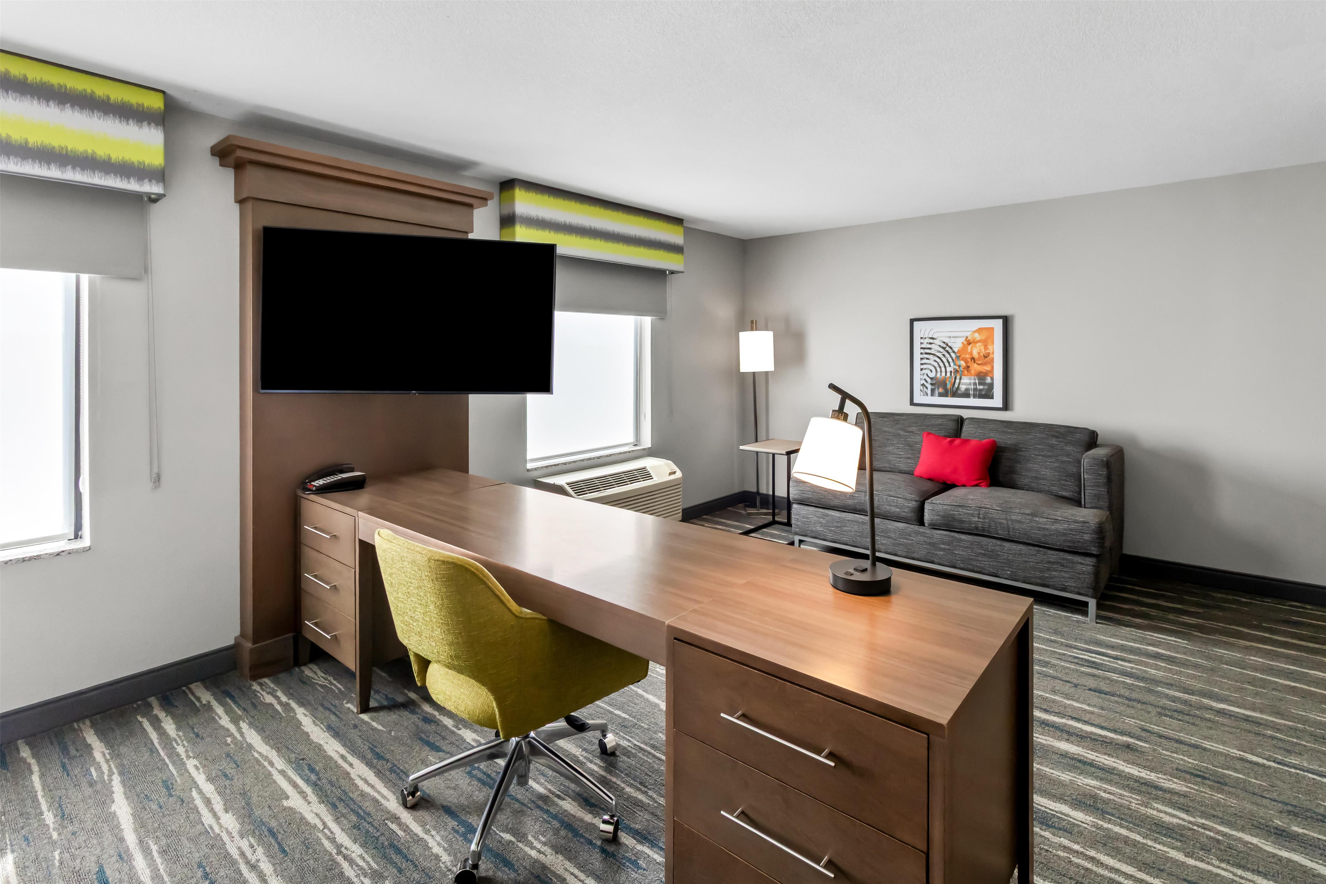 Guest room