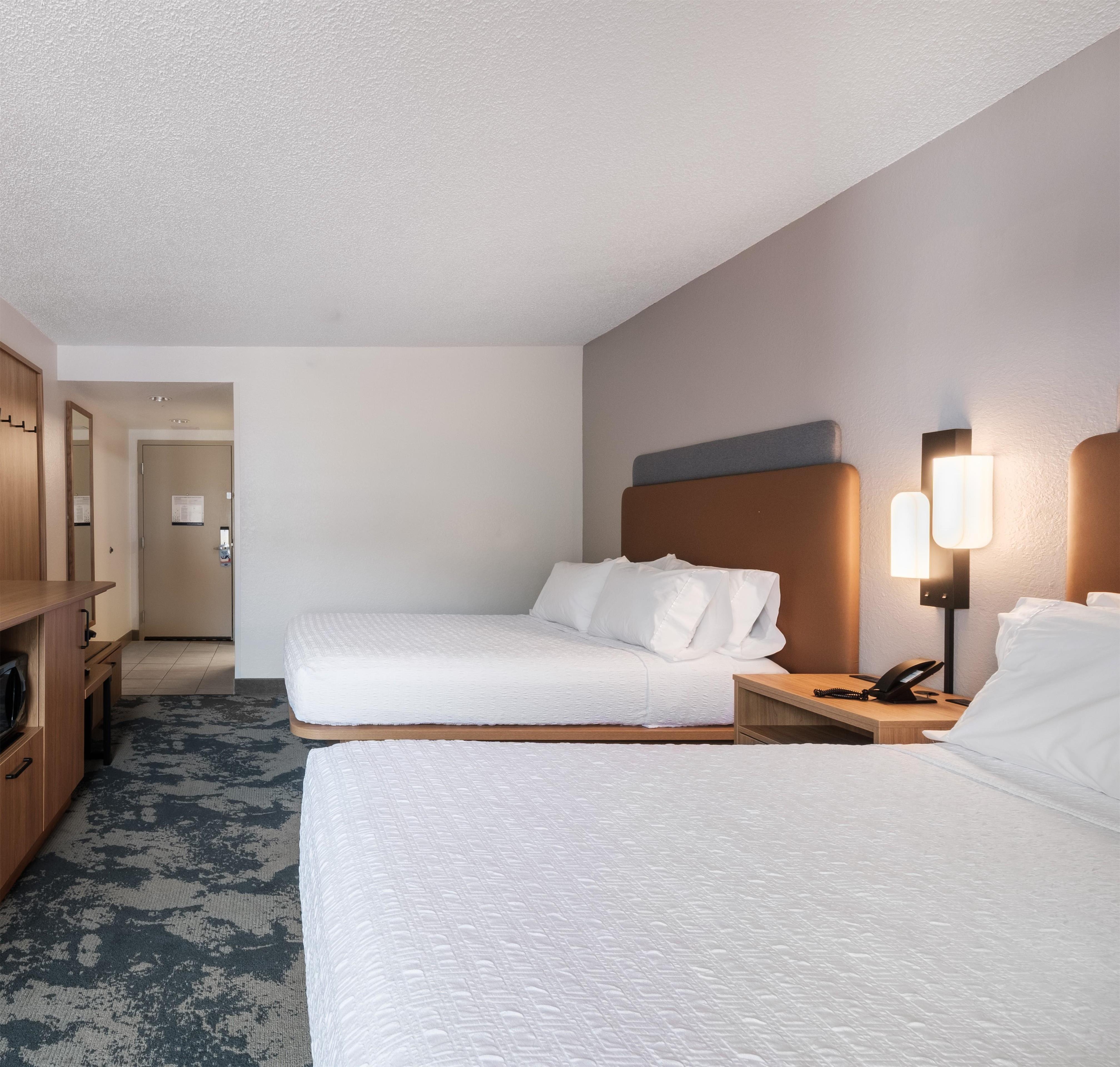 Hampton Inn Harbourgate Room Type - 2 QNS HEARING ACC NOSMOK