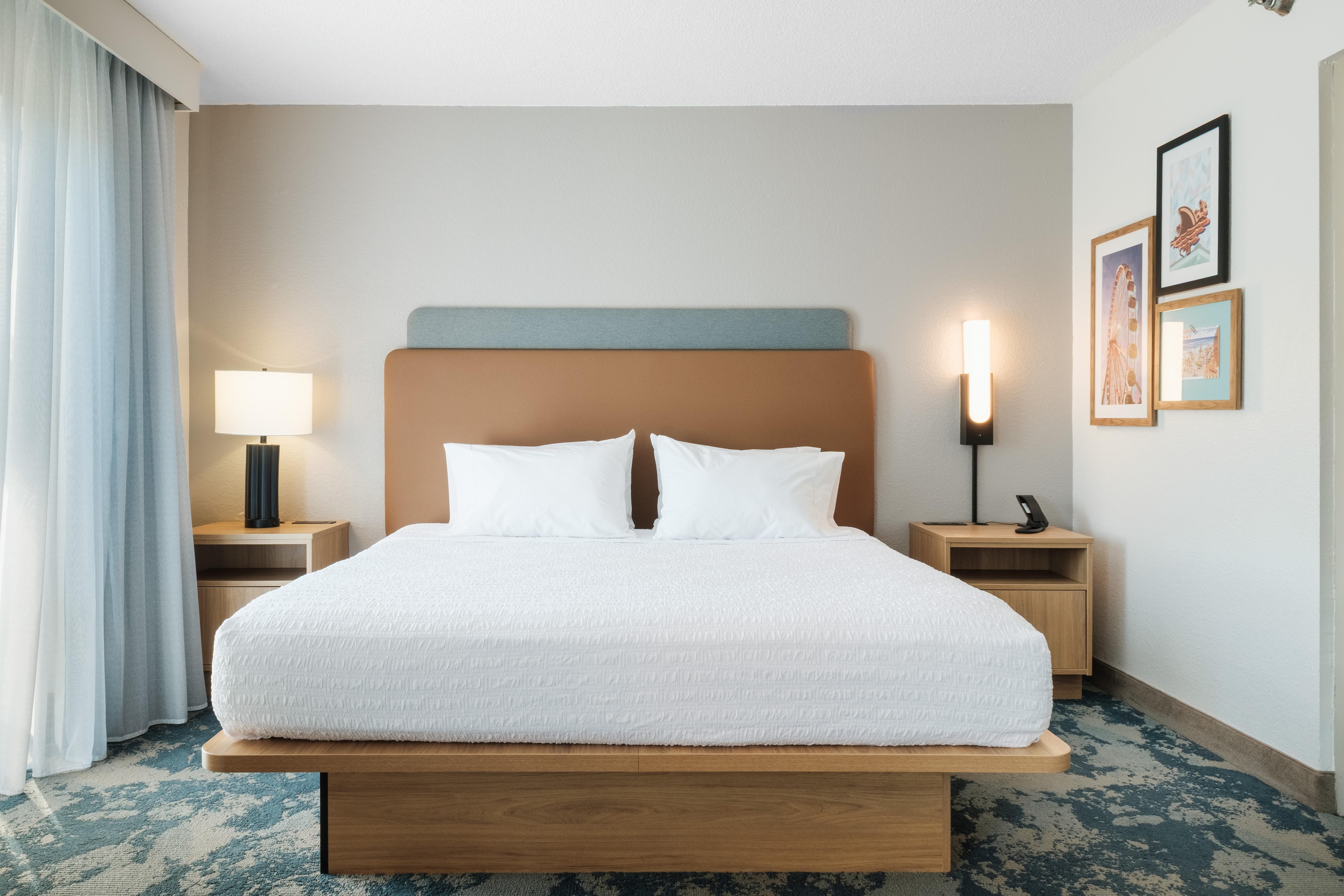 Hampton Inn Harbourgate Room Type - 1 KNG STUDIO STE NON SMOKE