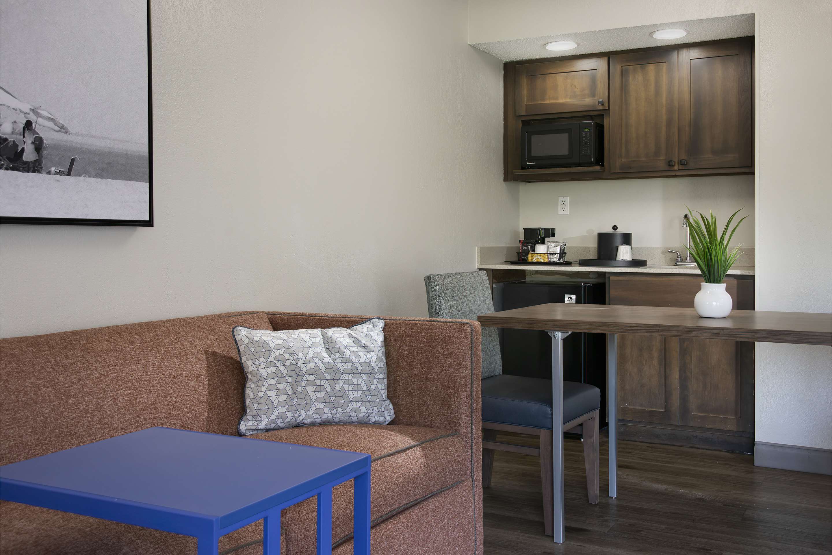 Guest room