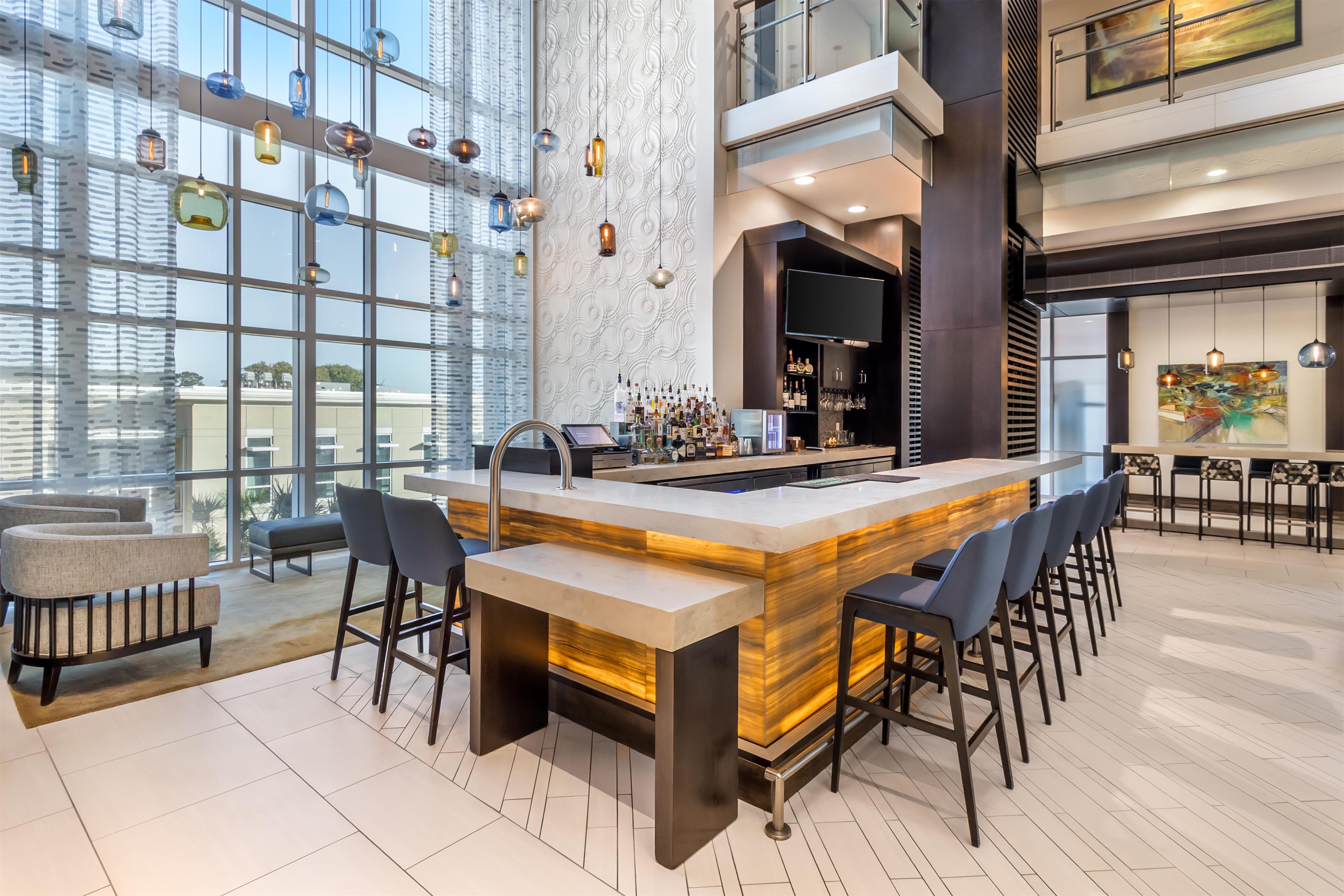 BarLounge | Hilton Grand Vacations Club Ocean 22 Myrtle Beach.