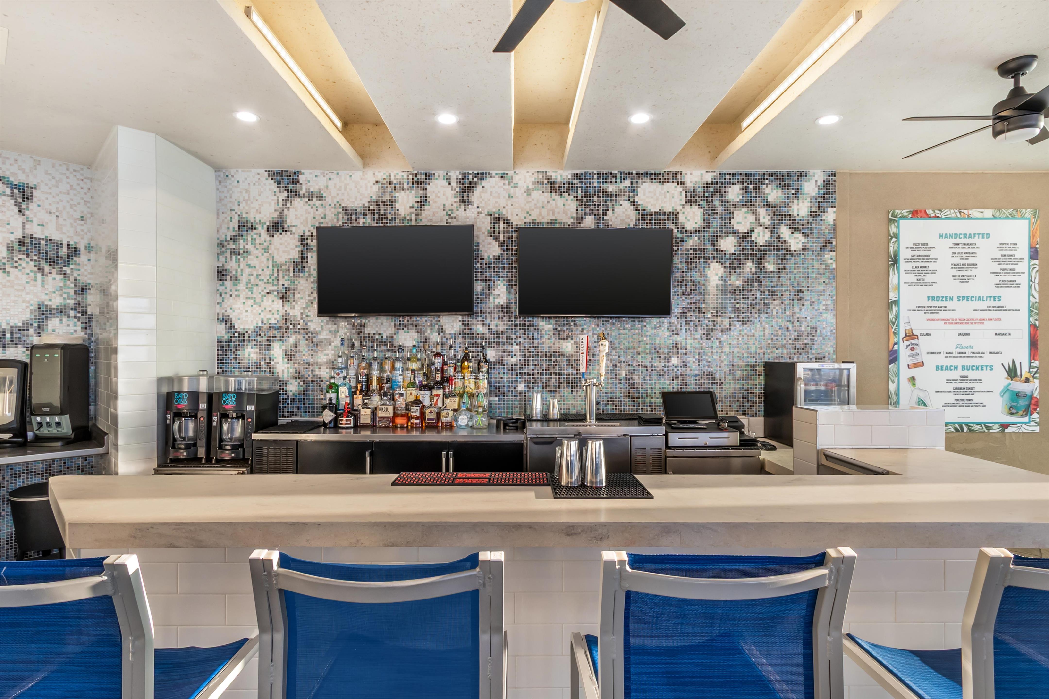 BarLounge | Hilton Grand Vacations Club Ocean 22 Myrtle Beach.