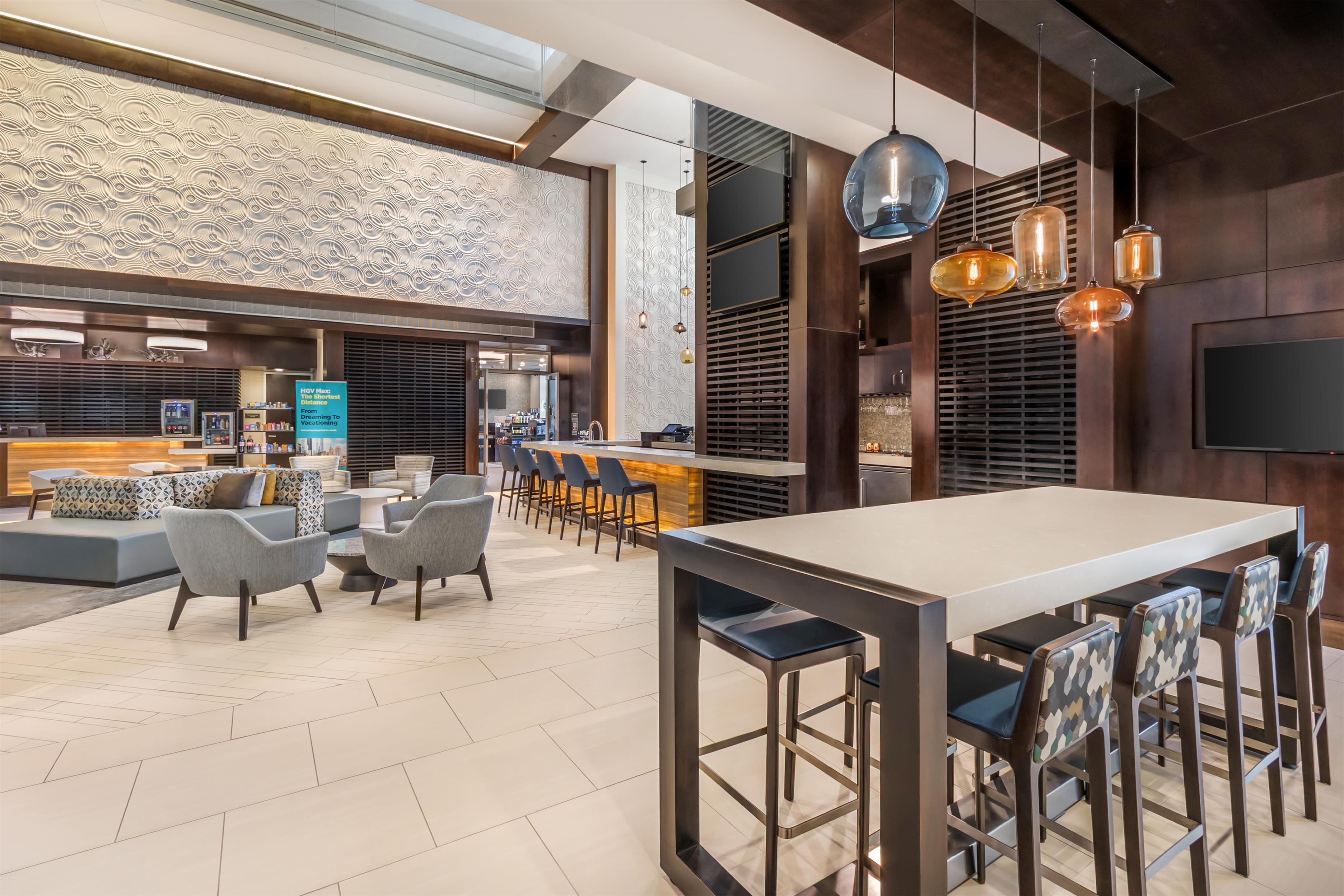 Lobby | Hilton Grand Vacations Club Ocean 22 Myrtle Beach.