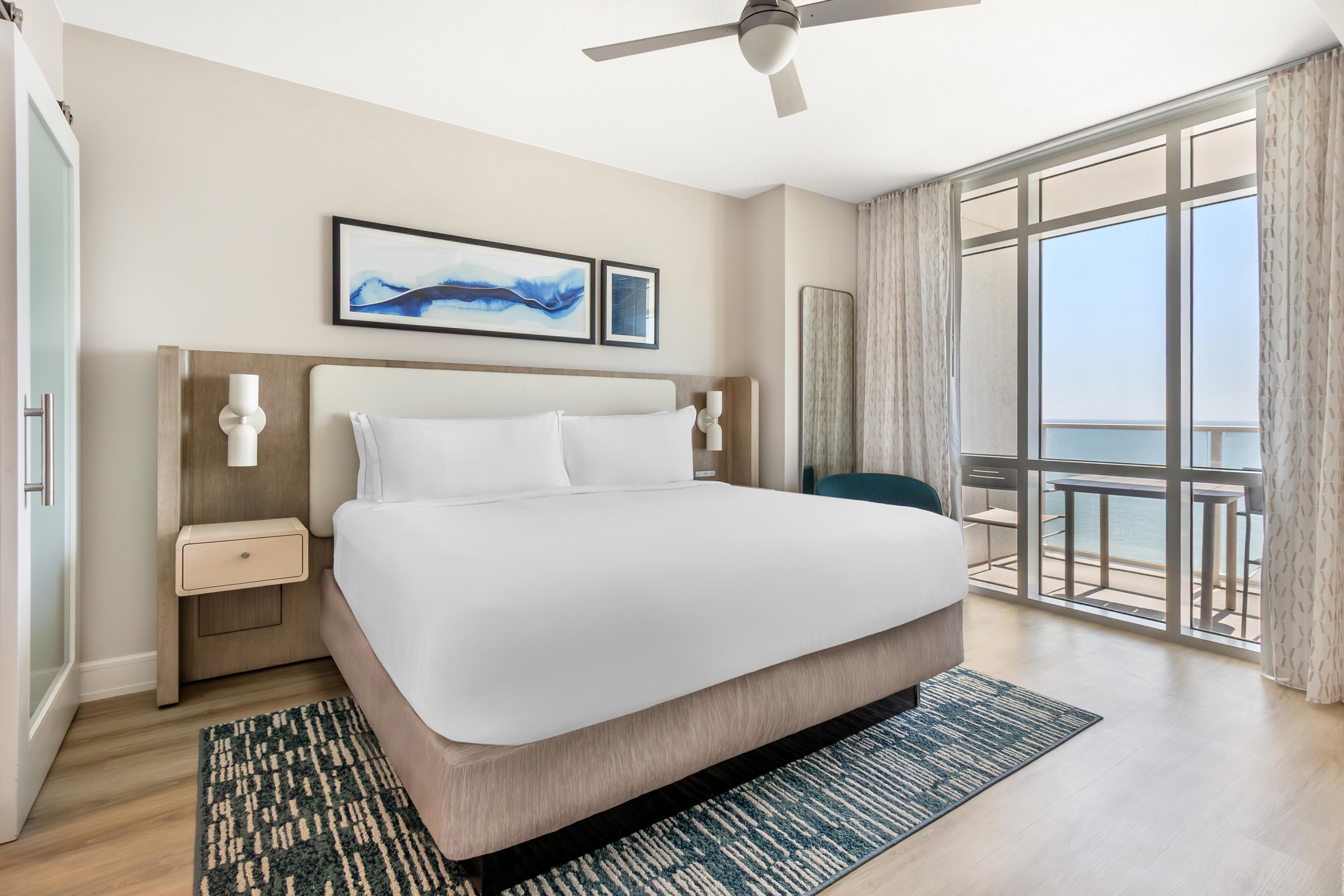 Ocean 22 By Hilton Grand Vacations Room Type - 3-BR OCNFRNT HR ACC 1K 3Q