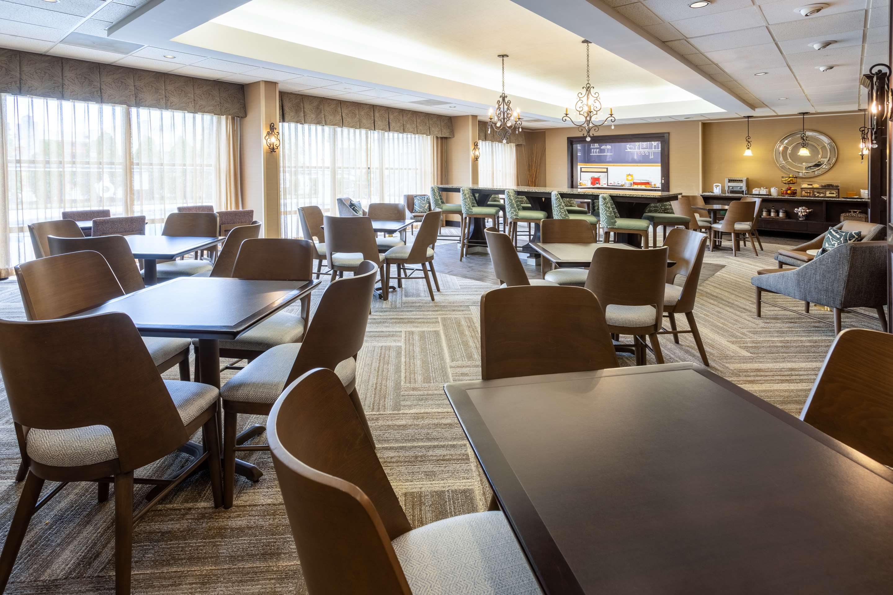 Breakfast Area | Hampton Inn Myrtle Beach-West