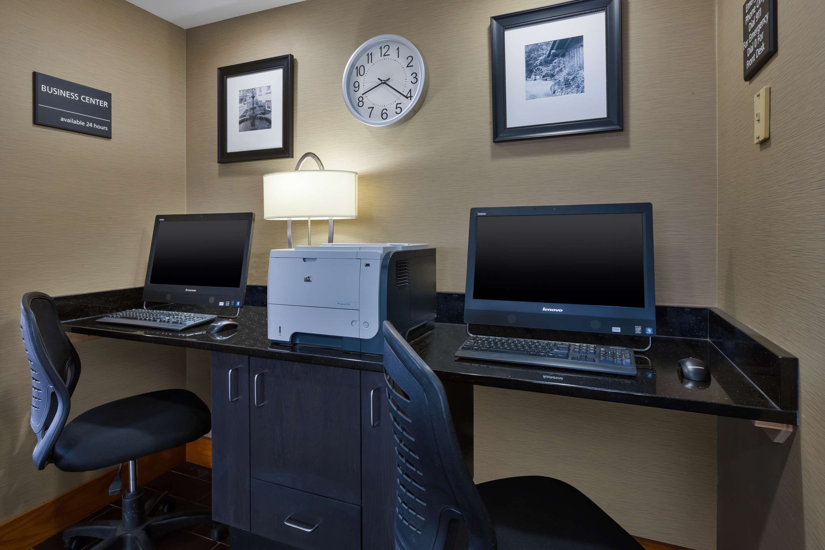 Business Center | Hampton Inn Marysville
