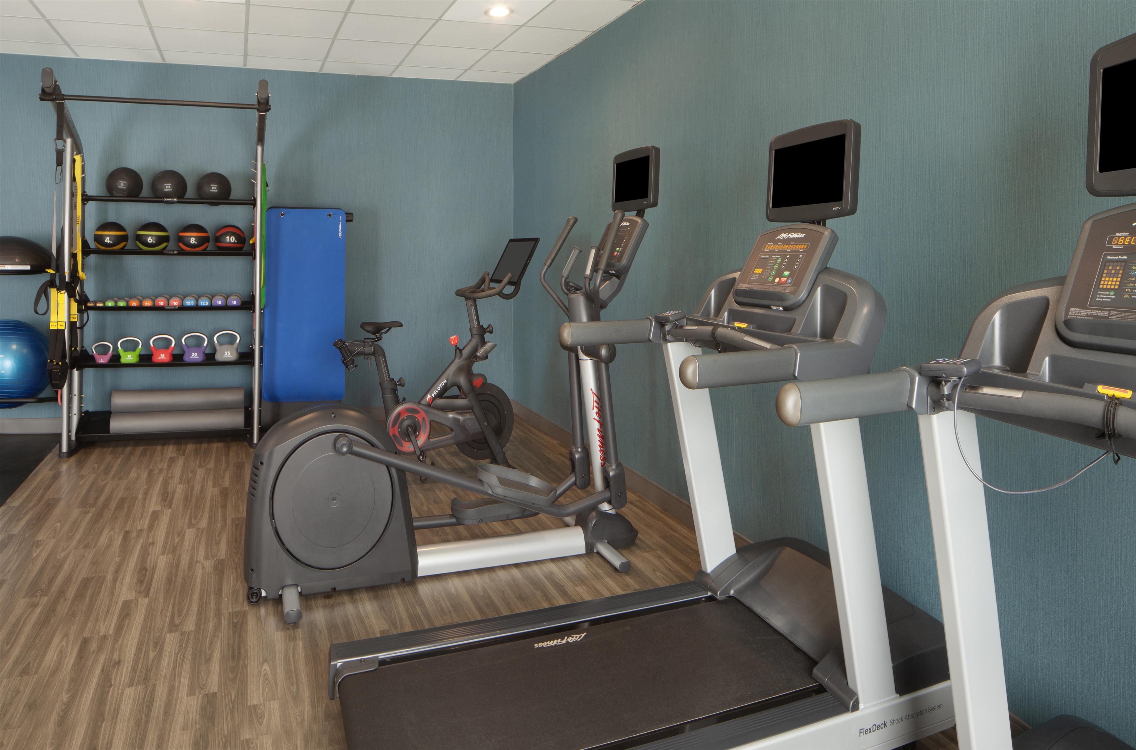 Health club fitness center gym | Hampton Inn & Suites Natchez