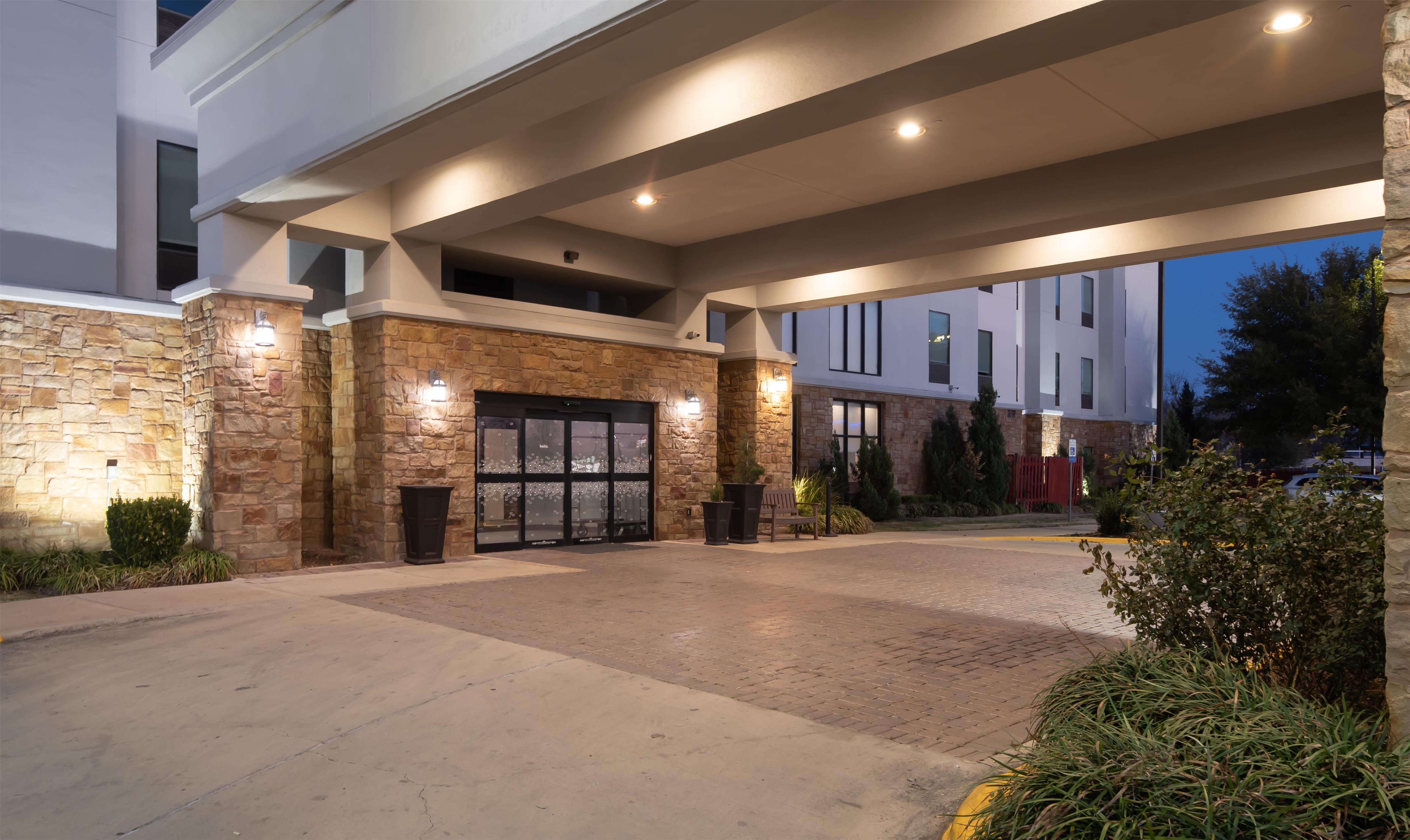 Exterior | Hampton Inn & Suites New Braunfels